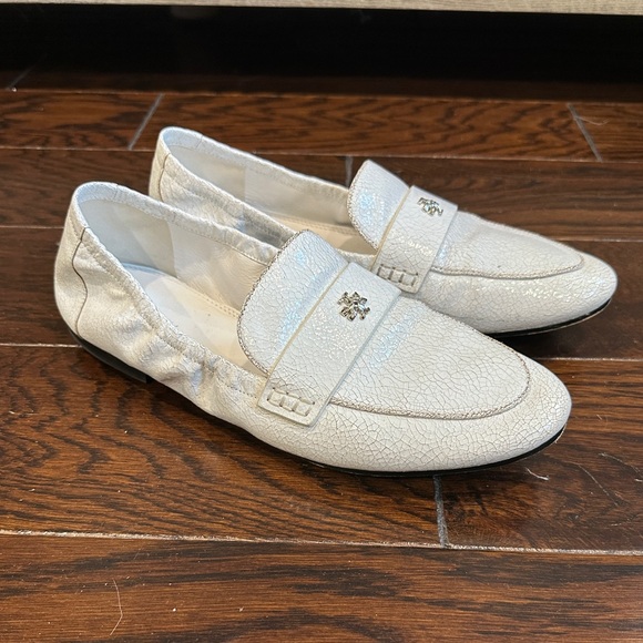 Tory Burch Shoes - Tory Burch Ballet Loafer in Shiny White